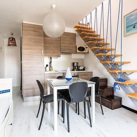 Le Capucin - Petit Duplex Avec Place De Parking Ντινάρ Εξωτερικό φωτογραφία